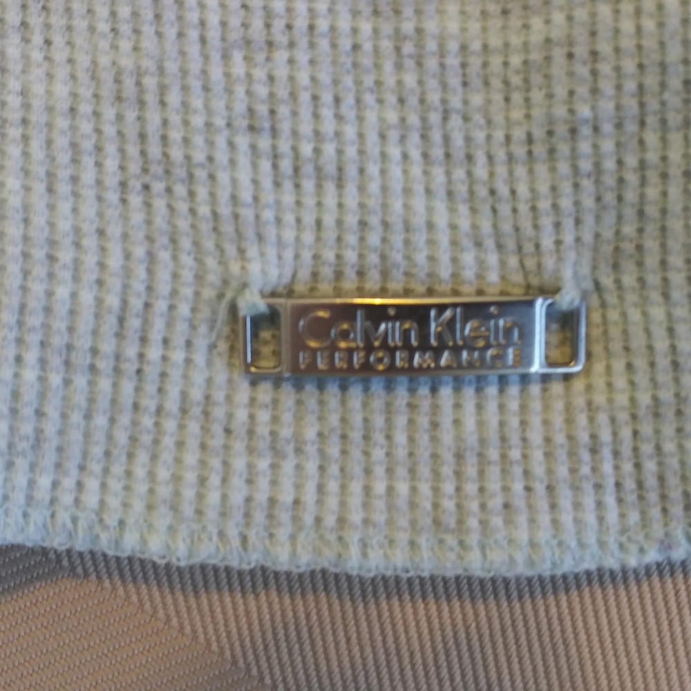 Calvin Klein Quick-Dry Long Sleeved Hooded Thermal - Picture 3 of 5